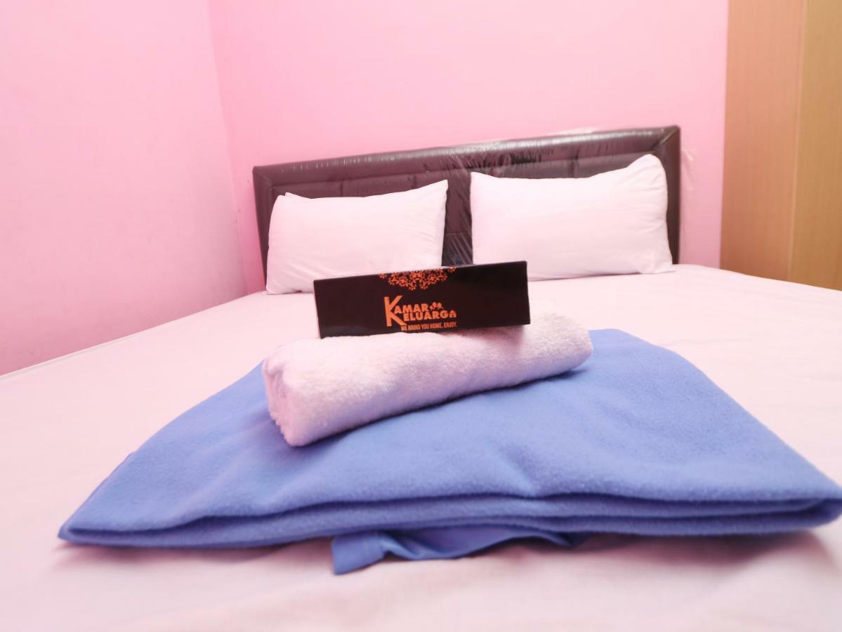 Kamar Keluarga Mangga Besar Hotell Jakarta Exteriör bild