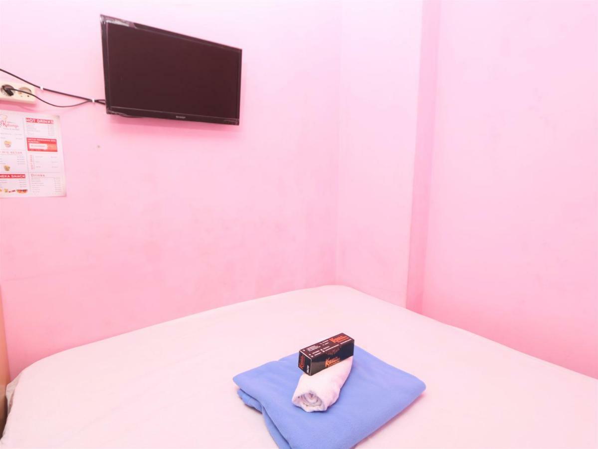 Kamar Keluarga Mangga Besar Hotell Jakarta Exteriör bild